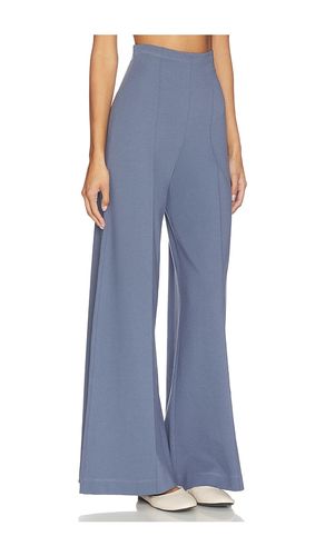 PANTALON LARGE EN MAILLE PONTE en . Taille M. Also en - Ripley Rader - Modalova