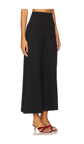 PANTALON JAMBES LARGES CROPPED EN MAILLE PONTE en . Taille L. Also en M - Ripley Rader - Modalova
