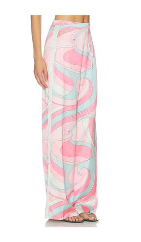 PANTALON EN SATIN RELAXED MILANI en . Taille L. Also en M, S, XL, XS - Runaway The Label - Modalova