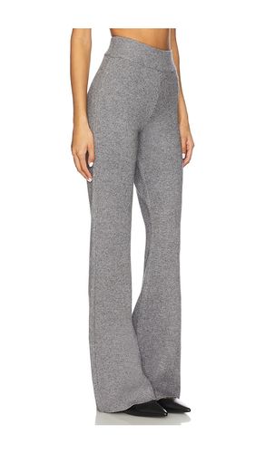 PANTALON FLARE EN MAILLE MICKIE en . Taille XS. Also en M - SEROYA - Modalova