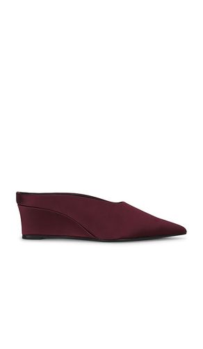ESCARPIN SATIN POINTED GALA WEDGE en . Taille 36. Also en 38 - SIMONMILLER - Modalova