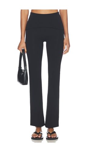 PANTALON BOOTY BOOST en . Taille 1X. Also en XL - SPANX - Modalova