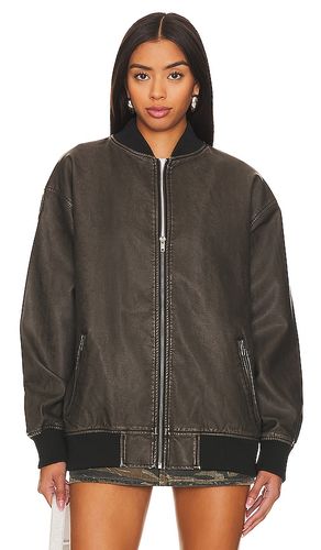 Ariel Faux Leather Bomber en . Taille L. Also en XL - superdown - Modalova