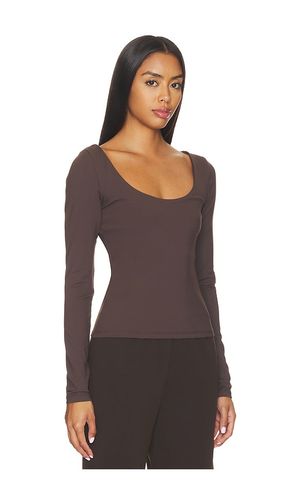 T-SHIRT ESSENTIEL MANCHES LONGUES AVEC ENCOLURE DÉGAGÉE en . Taille XS. Also en S, M, L - Susana Monaco - Modalova