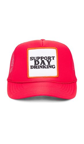 Friday Feelin CHAPEAU en Red - Friday Feelin - Modalova