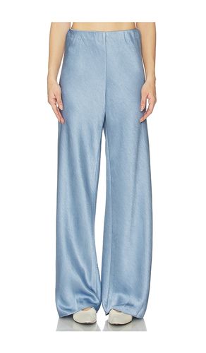 PANTALON FLUIDE EN SATIN TAILLE HAUTE en . Taille S. Also en - Vince - Modalova