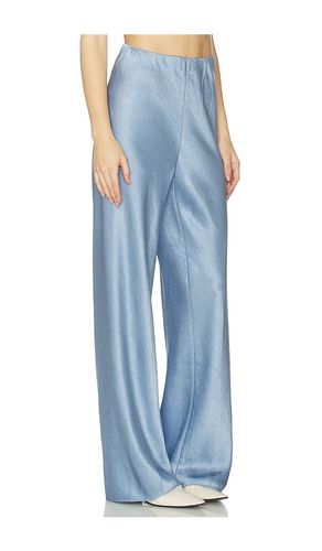 PANTALON FLUIDE EN SATIN TAILLE HAUTE en . Taille S. Also en - Vince - Modalova