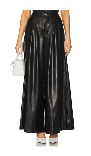 PANTALON FAUX LEATHER EXTREME WIDE LEG in . Size 24, 25, 26, 27, 28, 29 - WeWoreWhat - Modalova