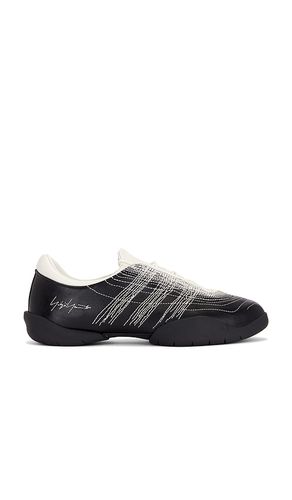 CHAUSSURES REGU en . Taille 10. Also en 10.5, 11, 12, 8.5, 9, 9.5 - Y-3 - Modalova
