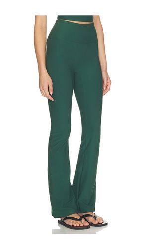 LEGGINGS FLARE STRETCH BABY en . Taille S. Also en XS, M, L - YEAR OF OURS - Modalova