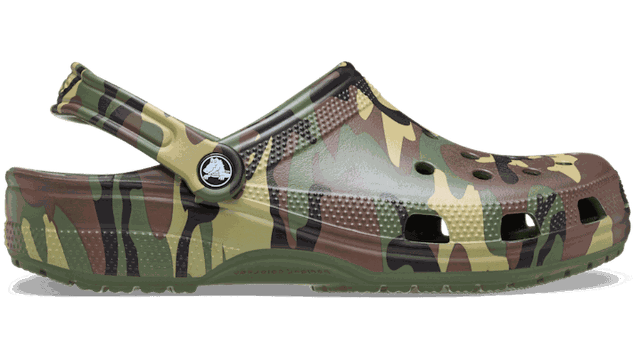 Crocs Classic Camouflage Sabots Unisex Army Green / Multi 33 - Crocs FR Feed New - Modalova