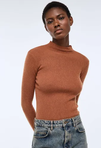 Pull fin à col montant en maille fantaisie - MONOPRIX - Modalova