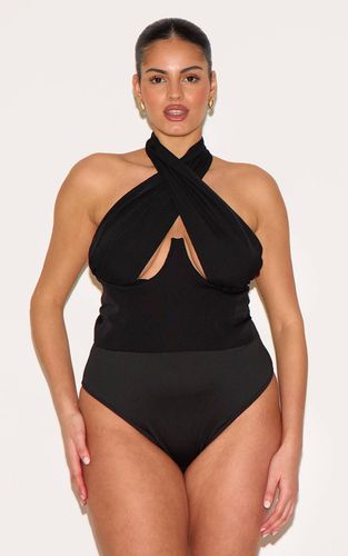 Black Body Grande Taille Tissé À Bretelles Croisées Avec Armatures | Taille 46 - PrettyLittleThing - Modalova