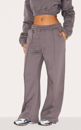 Jogging Petite À Jambes Larges Avec Détails De Coutures | Taille 42 - PrettyLittleThing - Modalova