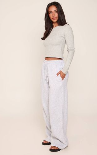 Ash Grey Jogging Droit Petite À Cordon Et Plis Nervurés | Taille 42 - PrettyLittleThing - Modalova