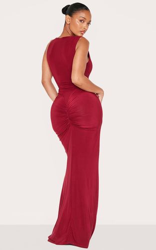 Burgundy Robe Maxi Shape Sans Manches Froncée Taille V | Taille 36 - PrettyLittleThing - Modalova