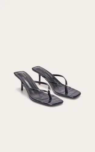 Black Mules À Talon Moyen À Bout Carré Et Bride Tong Effet Croco | Taille 33 - PrettyLittleThing - Modalova