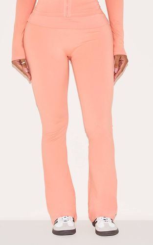 Peach Pantalon Évasé Taille Haute Repliable Sculptant Shape | Taille 46 - PrettyLittleThing - Modalova