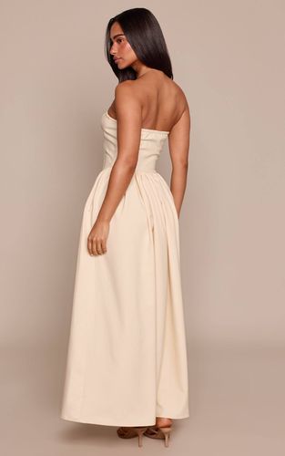 Robe Maxi Fluide À Bandeau Petite | Taille 42 - PrettyLittleThing - Modalova