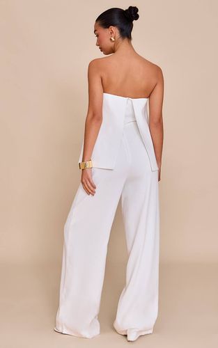 White Combinaison Pantalon Droit À Basque En Tissu Structuré | Taille 42 - PrettyLittleThing - Modalova