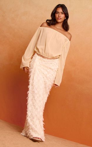 Cream Jupe Longue Taille Basse En Tissu Tissé Effet Usé | Taille 32 - PrettyLittleThing - Modalova