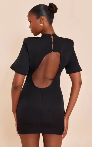 Black Robe Mini Cintrée Dos Nu En Tissu Tissé | Taille 42 - PrettyLittleThing - Modalova