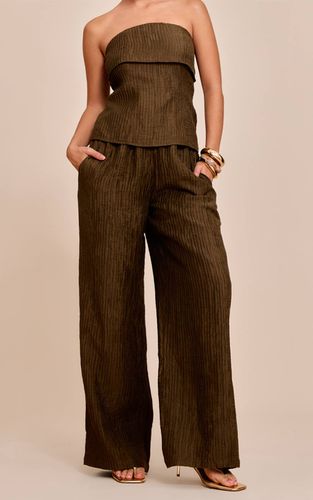 Khaki Pantalon Large Taille Mi-haute En Tissu Texturé Tissé | Taille 32 - PrettyLittleThing - Modalova