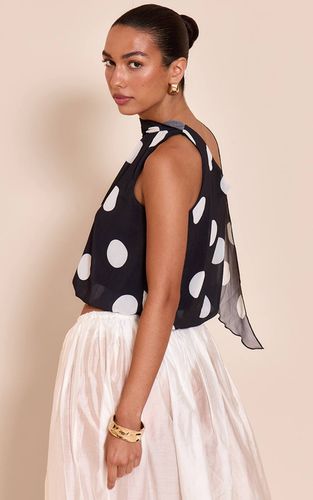 Top Ballon Court À Détail Foulard En Mousseline Imprimé À Pois | Taille 42 - PrettyLittleThing - Modalova