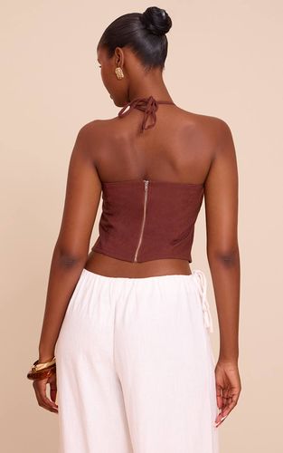 Haut Col Licou Léger En Tissu Tissé Avec Détail De Finition | Taille 32 - PrettyLittleThing - Modalova