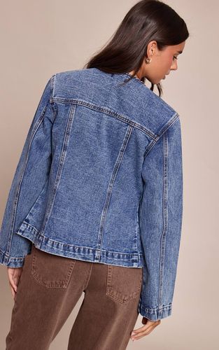 Chemise En Denim Sans Col À Boutonnage Asymétrique | Taille 32 - PrettyLittleThing - Modalova