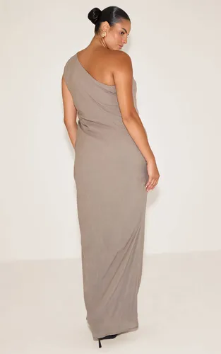 Robe Longue Grande Taille Texturée Asymétrique Froncée | Taille 46 - PrettyLittleThing - Modalova