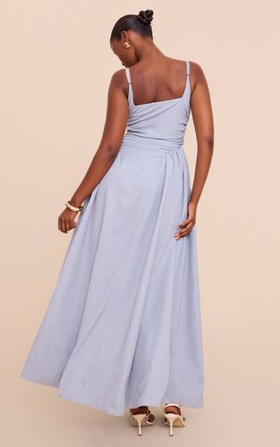 Light Blue Robe Longue Drapée À Bretelles En Tissu Tissé | Taille 32 - PrettyLittleThing - Modalova