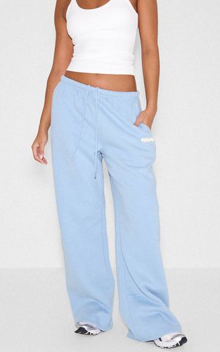 Baby Blue Jogging À Taille Fine Avec Imprimé Synthétiqueff Plt Studio | Taille XS - PrettyLittleThing - Modalova