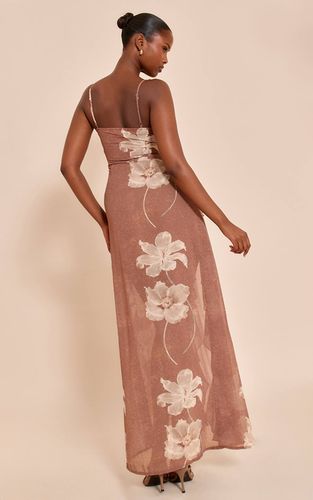 Robe Longue À Bretelles À Volants En Mousseline Fleurie Avec Décolleté Plongeant | Taille 42 - PrettyLittleThing - Modalova