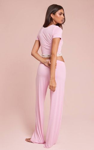 Baby Pink Ensemble Pyjama Long En Jersey Avec Finitions En Dentelle | Taille XS - PrettyLittleThing - Modalova
