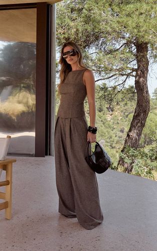 Brown Haut En Tweed Col Nageur Avec Détails | Taille 42 - PrettyLittleThing - Modalova