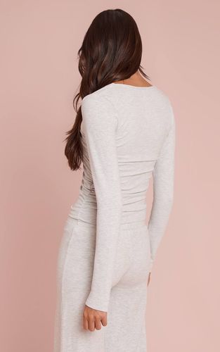 Ash Grey Haut À Manches Longues En Coton Doux Avec Col En V | Taille XS - PrettyLittleThing - Modalova