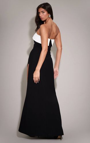 Black Robe Maxi Bandeau Contrastante À Fente Haute | Taille 42 - PrettyLittleThing - Modalova