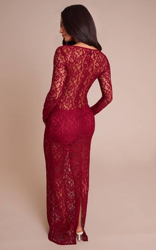 Red Robe Longue En Dentelle Transparente Bordeaux À Manches Longues Petite | Taille 42 - PrettyLittleThing - Modalova