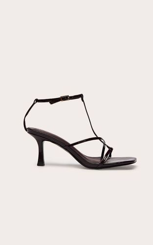 Chocolate Plum Sandale À Talons En Synthétiquecuir Avec Brides Entrecroisées | Taille 31 - PrettyLittleThing - Modalova