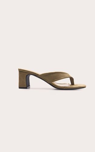 Olive Mules À Bride D'orteil Talon Bloc Bas En Synthétique | Taille 33 - PrettyLittleThing - Modalova