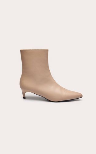 Bottines À Bout Pointu En Synthétiquecuir Avec Talon Aiguille Bas | Taille 33 - PrettyLittleThing - Modalova