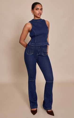 Indigo Jean Évasé Ajusté En Denim Petite | Taille 32 - PrettyLittleThing - Modalova