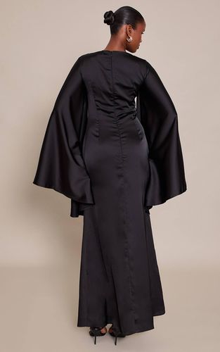 Black Robe Longue En Satin À Manches Évasées | Taille 42 - PrettyLittleThing - Modalova