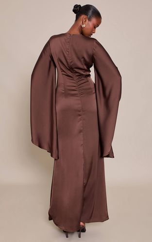 Robe Longue En Satin À Manches Évasées | Taille 42 - PrettyLittleThing - Modalova