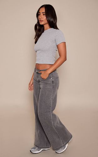 Grey Jean Petite Taille Haute Stretch À Jambes Larges | Taille 32 - PrettyLittleThing - Modalova