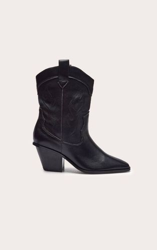 Black Bottines Western Brodées En Synthétiquecuir | Taille 33 - PrettyLittleThing - Modalova