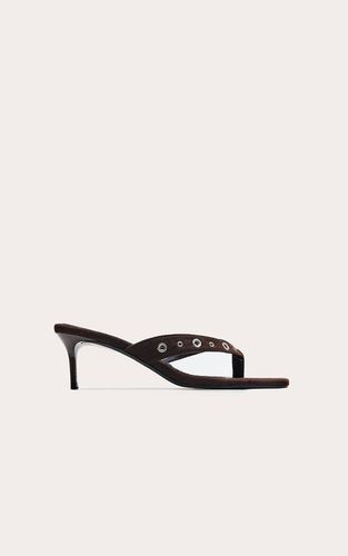 Mules Tongs À Détails Œillets En Synthétique | Taille 31 - PrettyLittleThing - Modalova