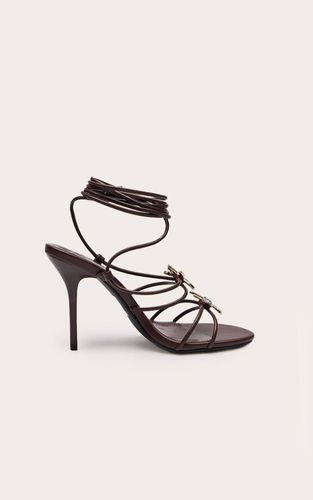 Sandales À Talons Avec Lacets Et Ornement Étoile De Mer | Taille 33 - PrettyLittleThing - Modalova