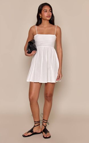 White Robe Courte À Bretelles Aspect Lin | Taille 38 - PrettyLittleThing - Modalova